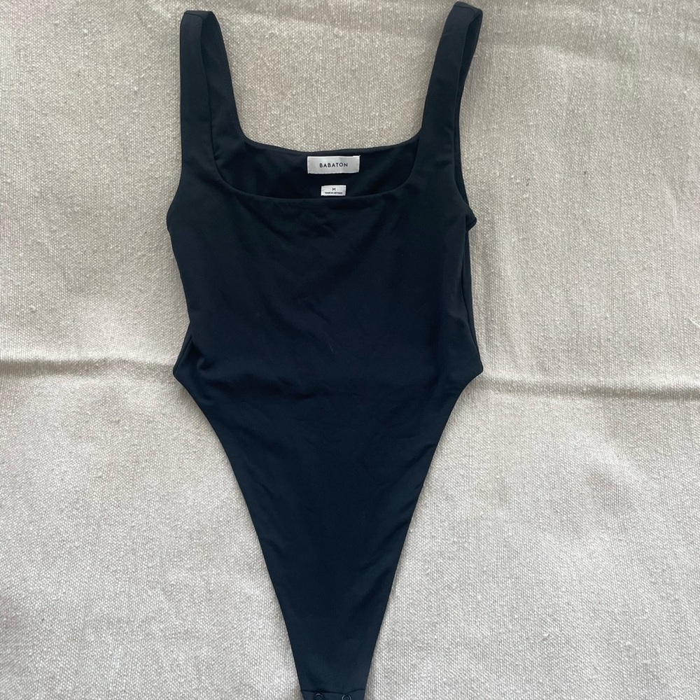 Aritzia Babaton Bodysuit Medium
